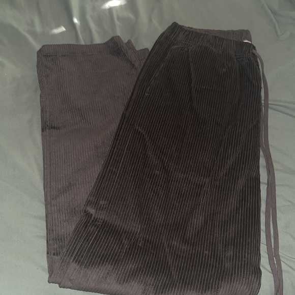 Fear of God Essentials Corduroy Pants - Picture 6 of 6